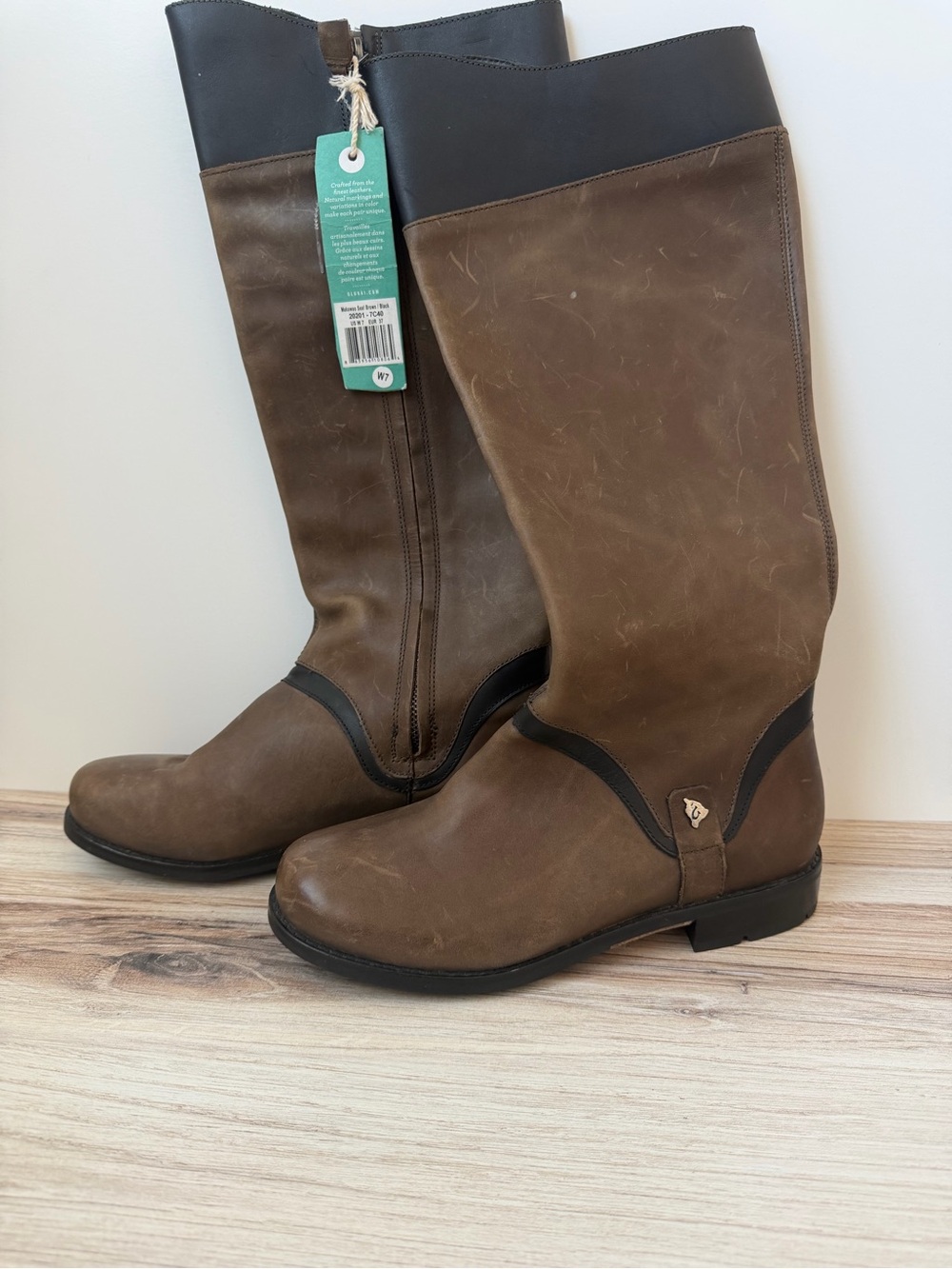 NWT OluKai Makawao Women's Riding Boots in brown and black leather